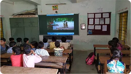 Projector Distribution 1